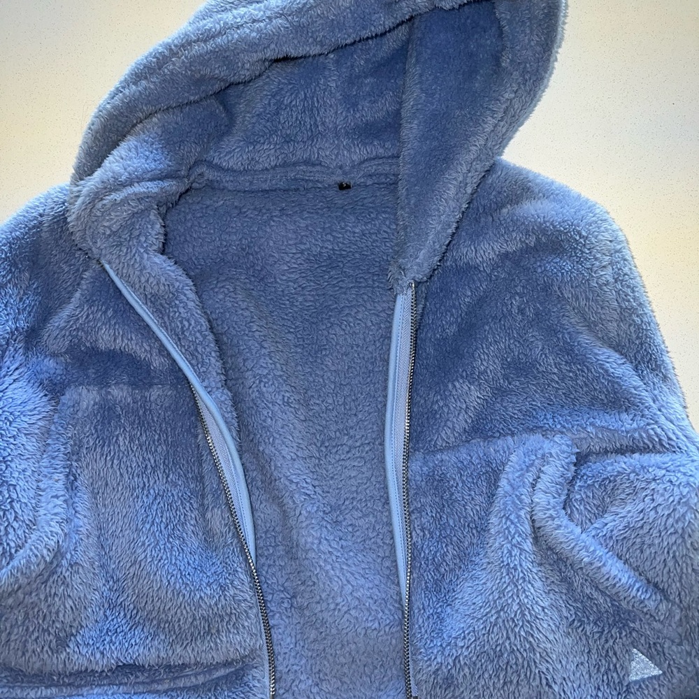 Vitality cropped Sherpa zip